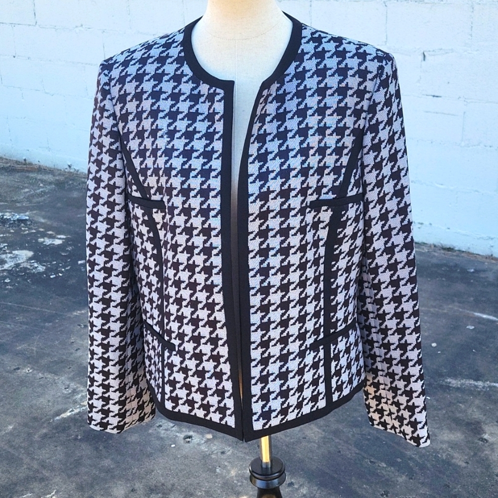 Kasper Black & Grey Houndstooth Blazer